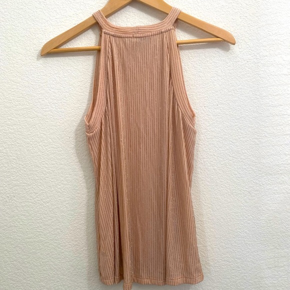 Stunning blush and shimmer top ✨ - Picture 5 of 5